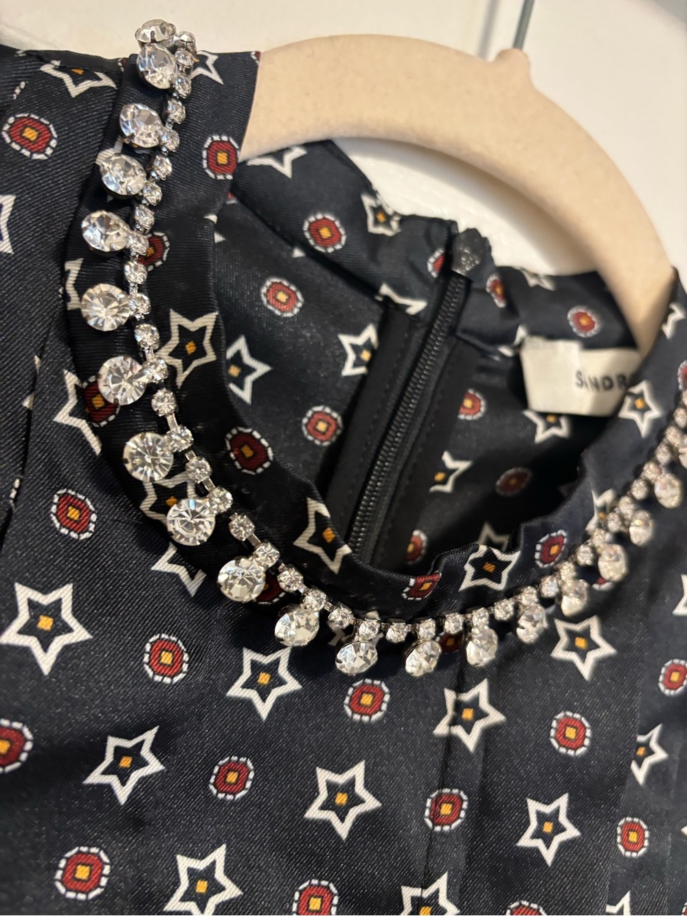 NWOT Sandro Black Star-Print Mini Satin Dress FR 36 - Picture 4 of 9